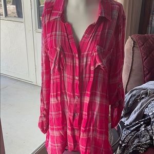 EUC NY&C button down top Size L